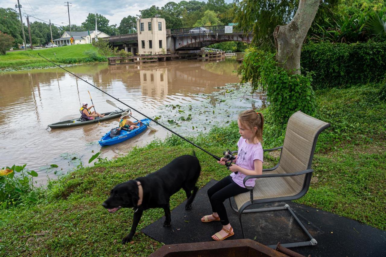 Chateau Royale, Pet Friendly, On Bayou, Downtown! Villa New Iberia Luaran gambar